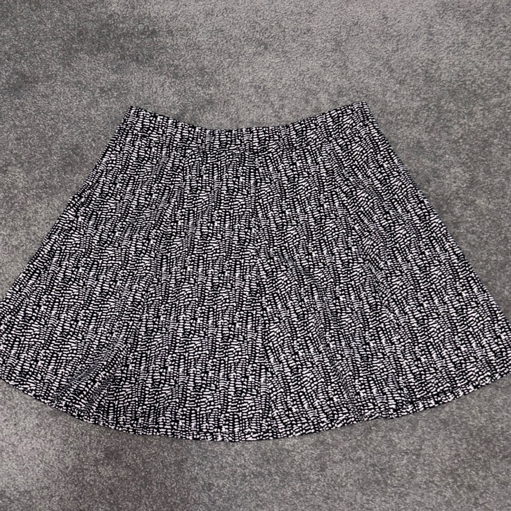 Women’s skirt size Medium
